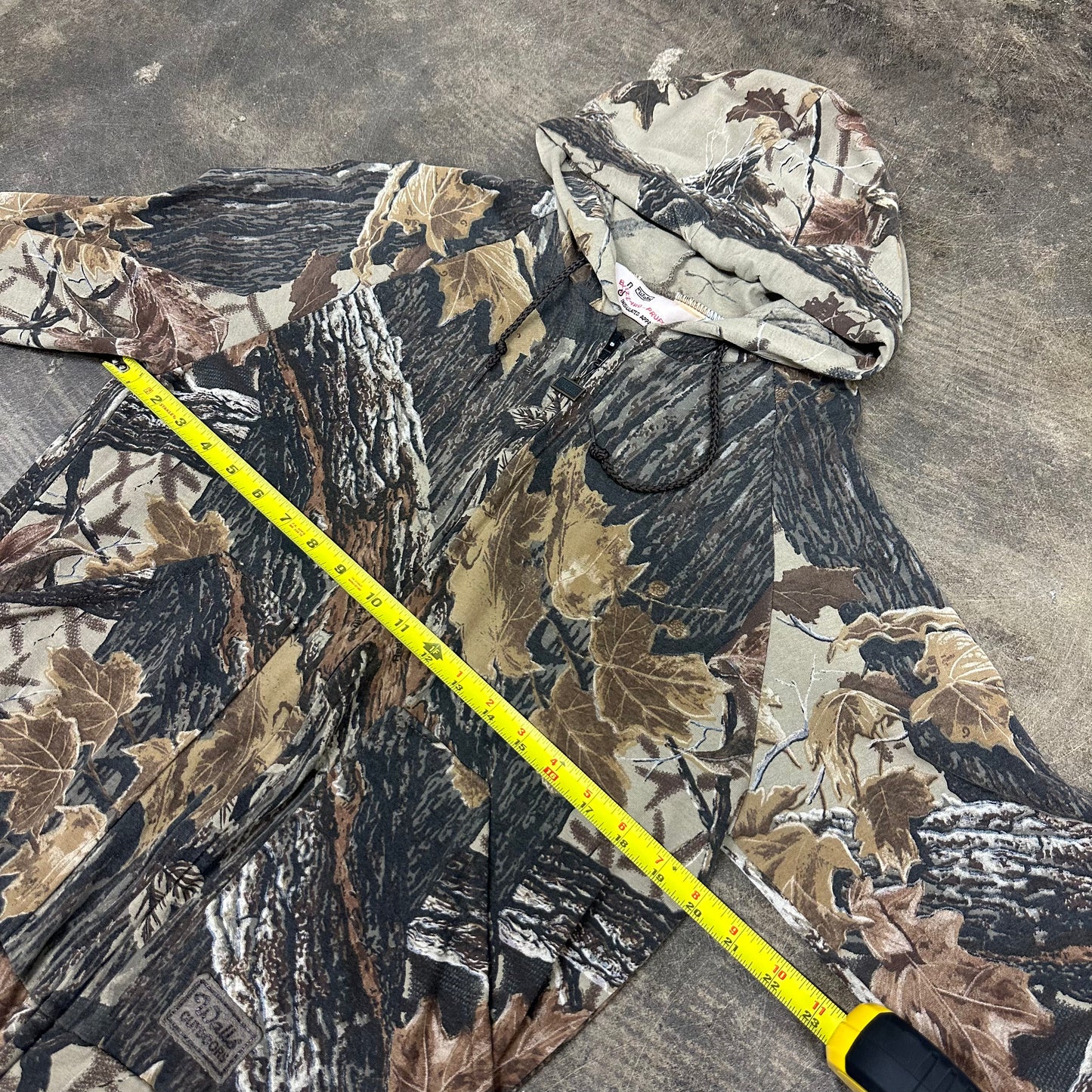 Vintage 90s Walls Real Tree Camo Hoodie