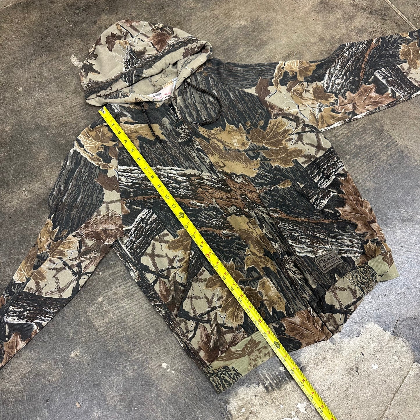 Vintage 90s Walls Real Tree Camo Hoodie